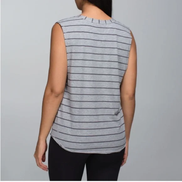 Lululemon Yogi Cut Off Tee - Picture 2 of 7